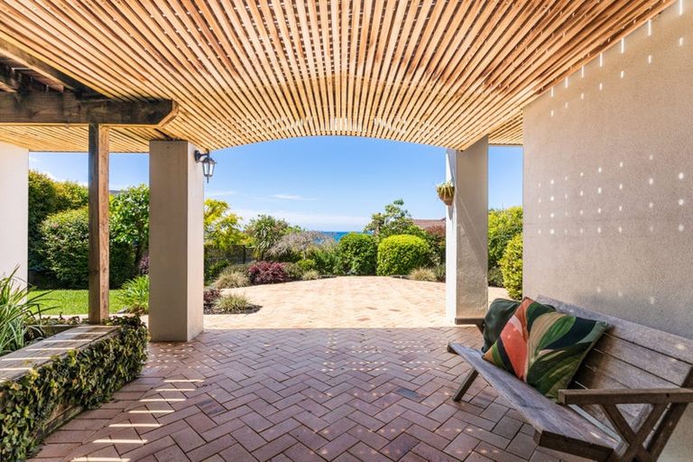 Photo of property in 9a Braemar Road, Castor Bay, Auckland, 0620