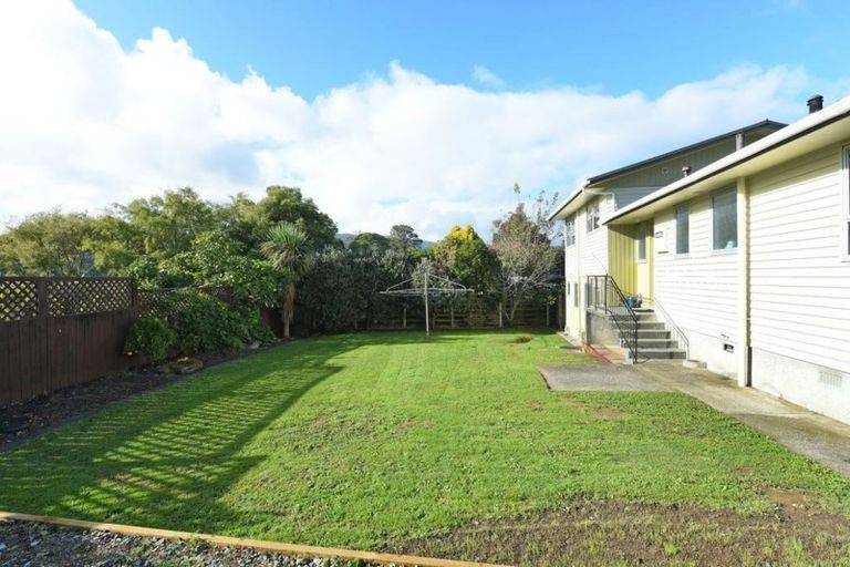 Photo of property in 8 Dawn Grove, Brown Owl, Upper Hutt, 5018