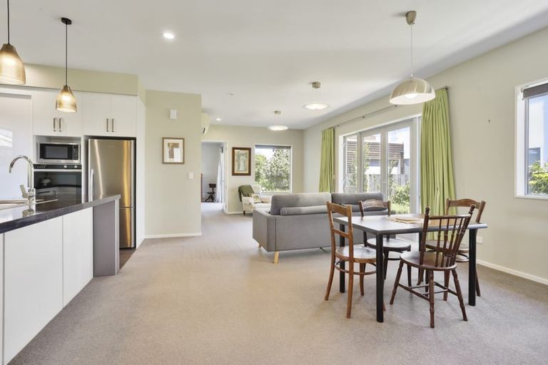 Photo of property in 8 Winton Street, St Albans, Christchurch, 8014