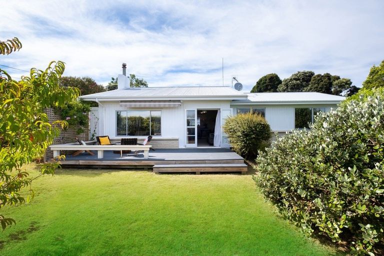 Photo of property in 2 O'connell Road, Bay View, Napier, 4104