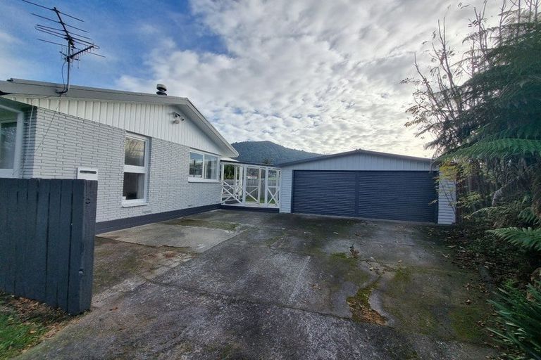 Photo of property in 19 Beryl Place, Pukehangi, Rotorua, 3015