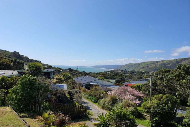 Photo of property in 4 Donlin Road, Pukerua Bay, 5026