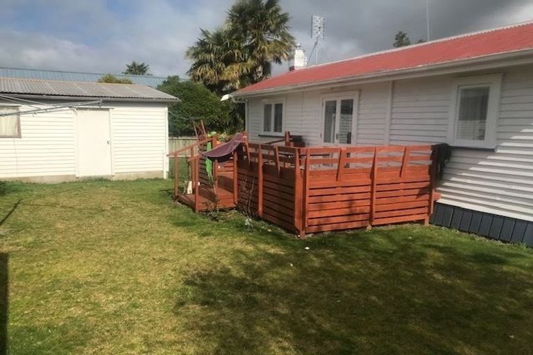 Photo of property in 140 Shakespeare Street, Leamington, Cambridge, 3432