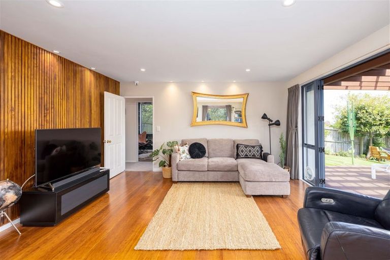 Photo of property in 91 Penruddock Rise, Westmorland, Christchurch, 8025