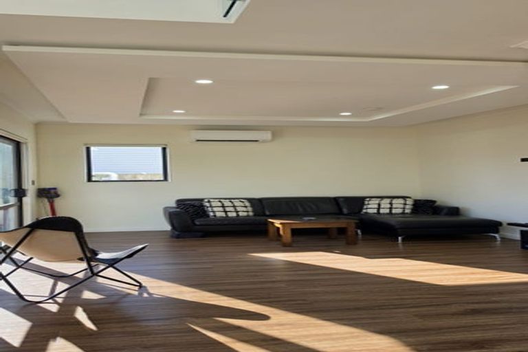 Photo of property in 23 Francesco Drive, Karaka, Papakura, 2113