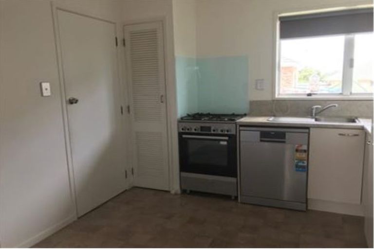 Photo of property in 2/6 Paton Avenue, Papatoetoe, Auckland, 2025