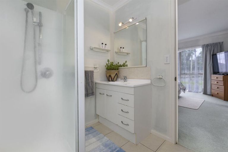 Photo of property in 64 Village Park Drive, Welcome Bay, Tauranga, 3112