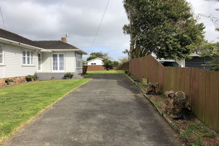 Photo of property in 1 Surrey Street, Manurewa, Auckland, 2102
