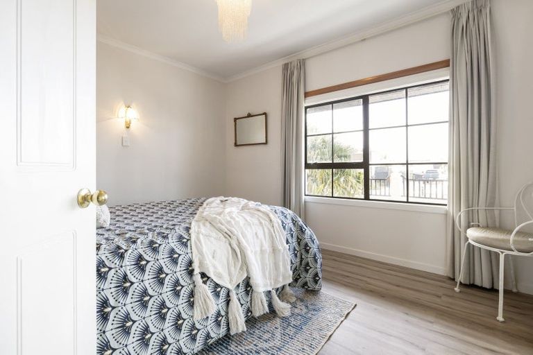 Photo of property in 1222 Papamoa Beach Road, Papamoa Beach, Papamoa, 3118