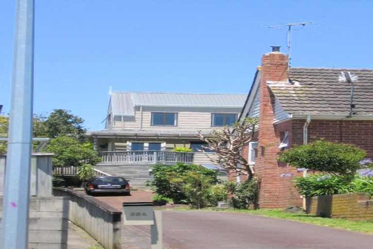 Photo of property in 39a Kiwi Esplanade, Mangere Bridge, Auckland, 2022