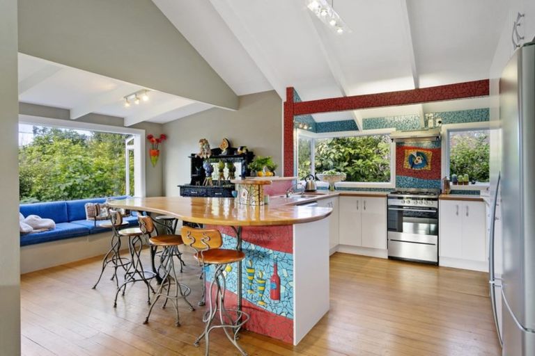 Photo of property in 255 Mapara Road, Acacia Bay, Taupo, 3385