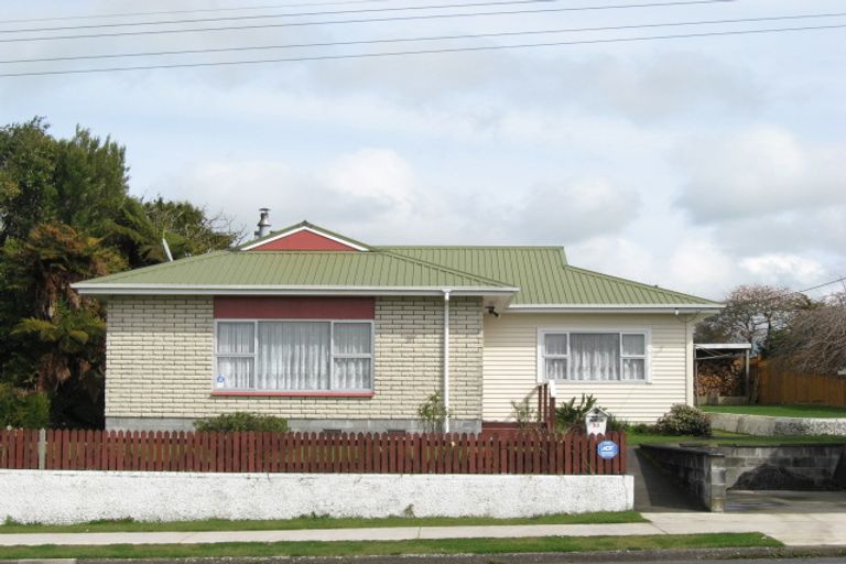 Photo of property in 53 Broadway, Stratford, 4332