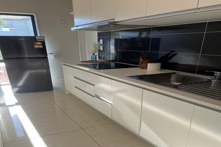 Photo of property in 16 Listack Drive, Flat Bush, Auckland, 2019