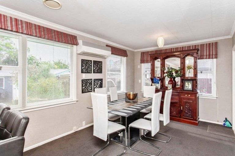 Photo of property in 23 Damien Place, Bromley, Christchurch, 8062