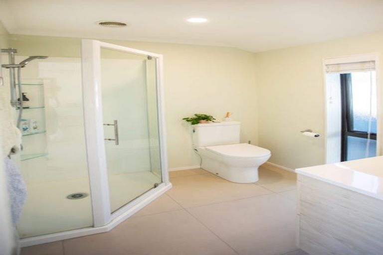 Photo of property in 73 Kotuku Drive, Paraparaumu Beach, Paraparaumu, 5032