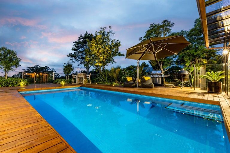 Photo of property in 531 Frankley Road, Hurworth, New Plymouth, 4371