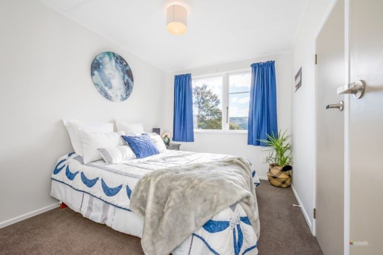 Photo of property in 16 John Street, Stokes Valley, Lower Hutt, 5019