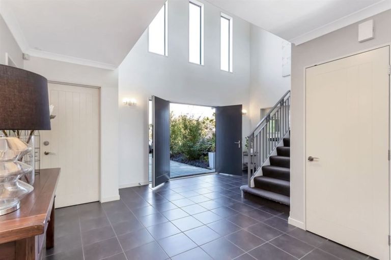 Photo of property in 4 Meadowcroft Lane, Harewood, Christchurch, 8051