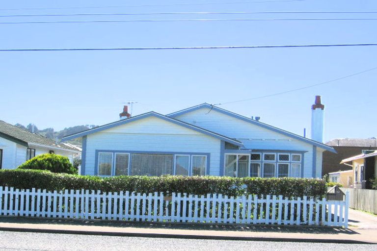 Photo of property in 57 Rotherham Terrace, Miramar, Wellington, 6022