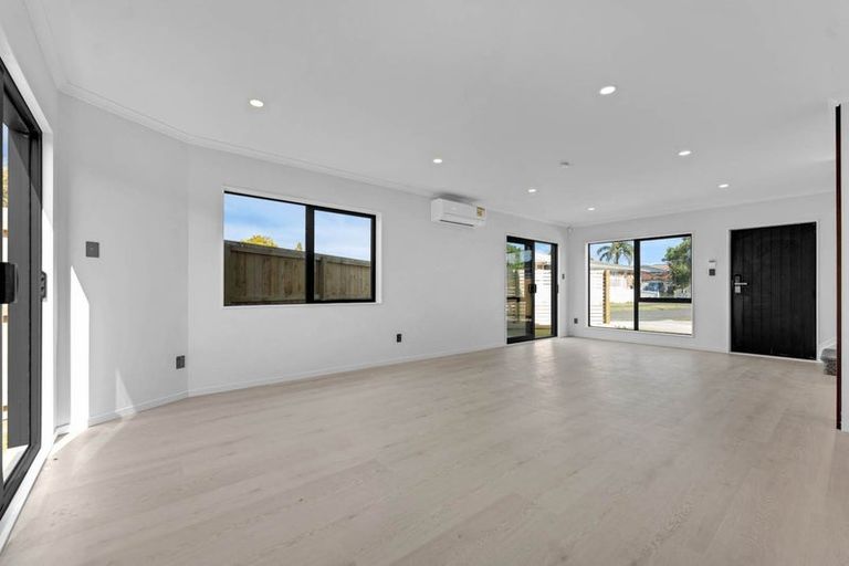 Photo of property in 39b Alexander Avenue, Papatoetoe, Auckland, 2025