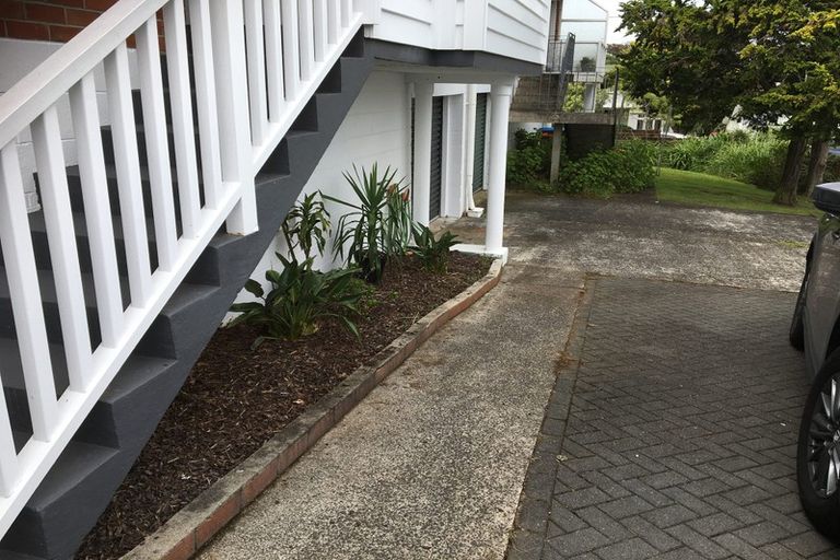 Photo of property in 1/15 Wairiki Road, Mount Eden, Auckland, 1024