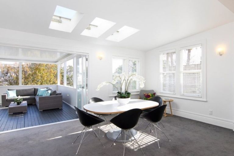 Photo of property in 34 Sentinel Road, Herne Bay, Auckland, 1011