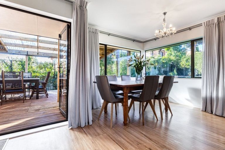 Photo of property in 10 Tom Keven Way, Pukekohe, 2120