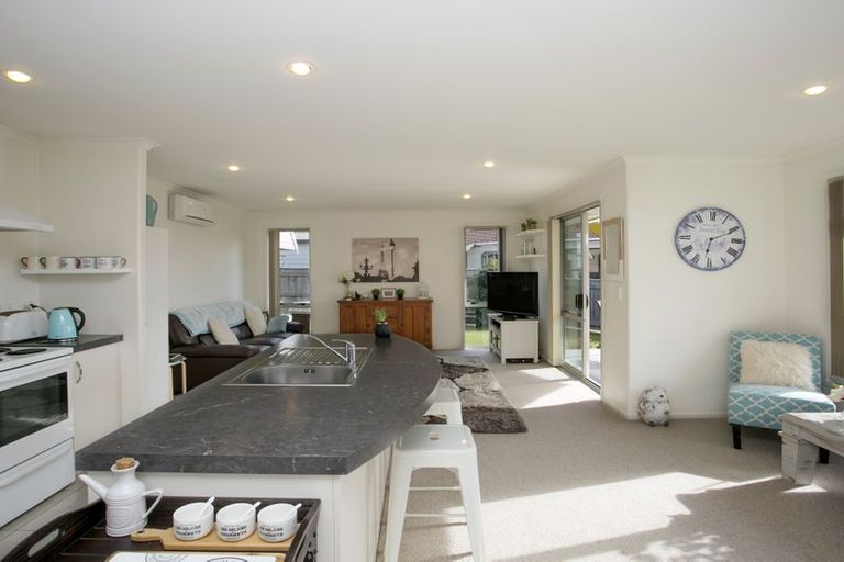 Photo of property in 2/25 Marshall Avenue, Richmond Heights, Taupo, 3330
