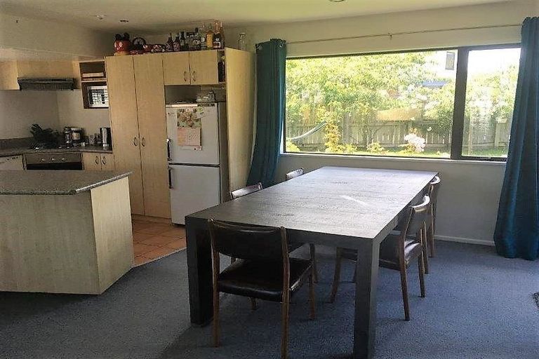 Photo of property in 34 Mataraki Place, Wanaka, 9305