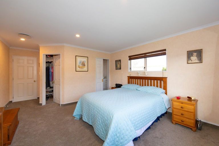 Photo of property in 8 Dules Walk, Taradale, Napier, 4112