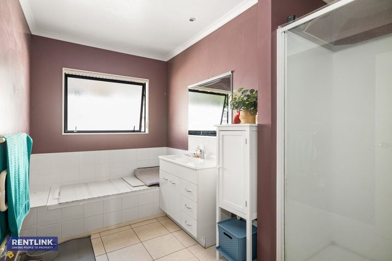 Photo of property in 46 Waipuna Grove, Welcome Bay, Tauranga, 3112