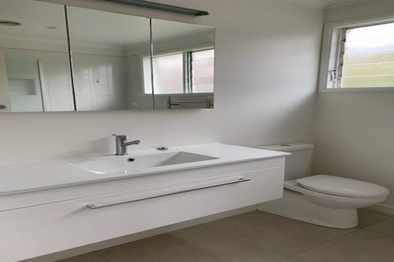 Photo of property in 30 Regent Street, Devonport, Auckland, 0624