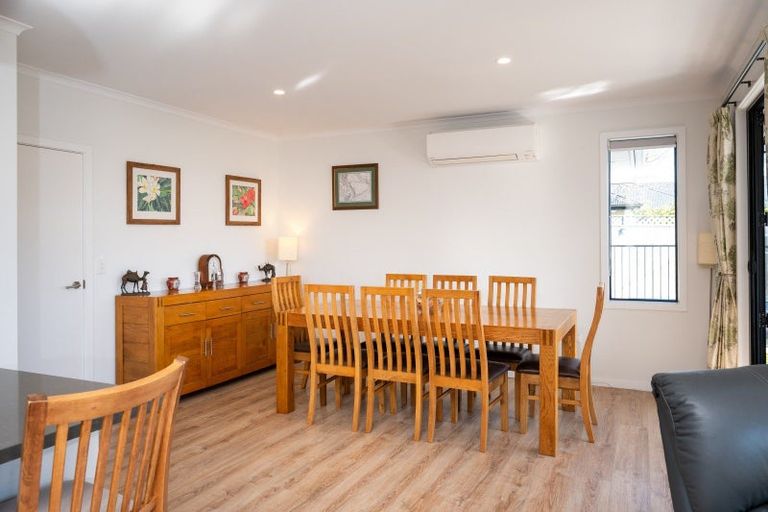 Photo of property in 85 Arataki Road, Havelock North, 4130