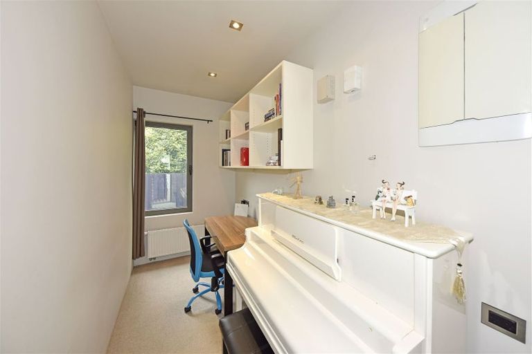 Photo of property in 50 Jeffreys Road, Fendalton, Christchurch, 8052