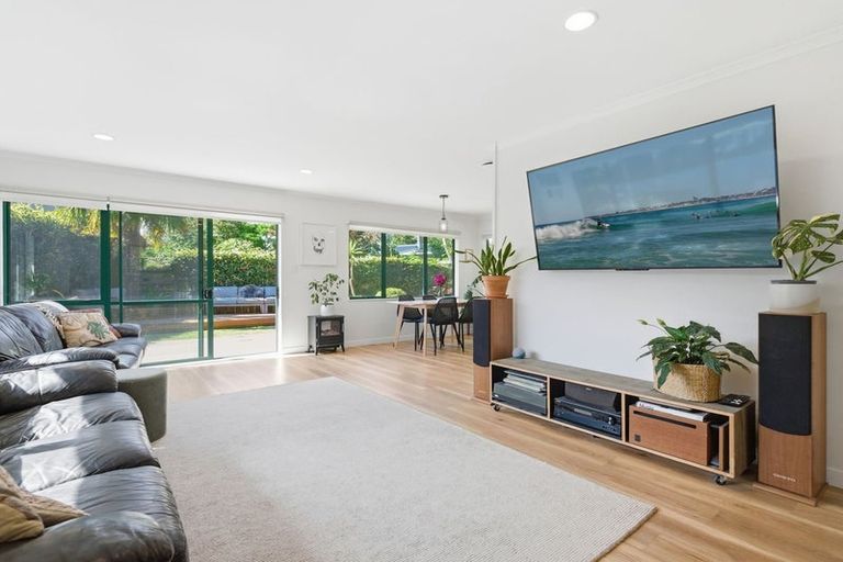 Photo of property in 36 Webb Place, Papamoa Beach, Papamoa, 3118