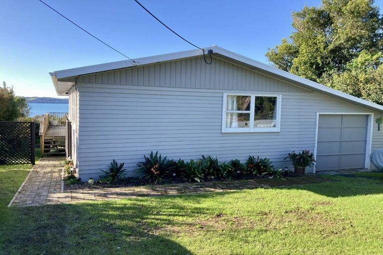 Photo of property in 399 Mahurangi East Road, Snells Beach, 0920