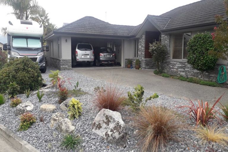 Photo of property in 14 Glenaven Drive, Motueka, 7120