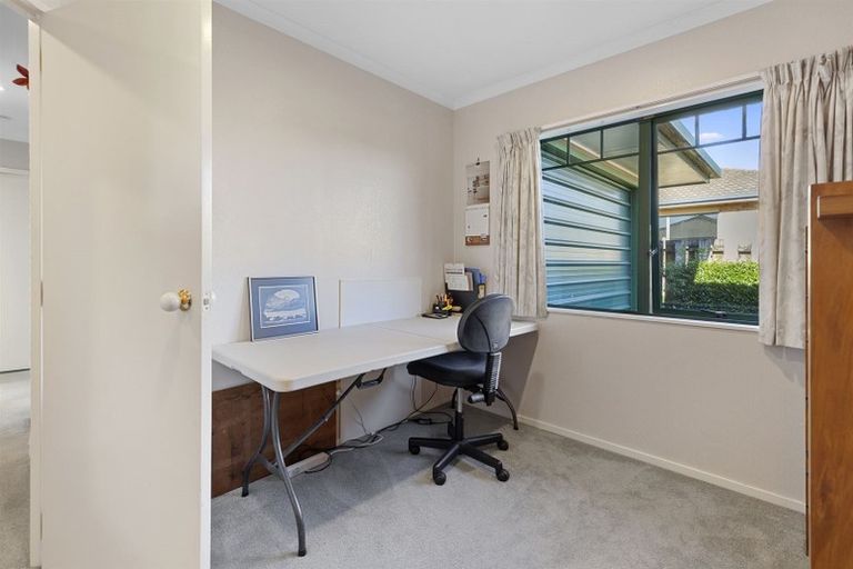 Photo of property in 21 Stephens Place, Hairini, Tauranga, 3112