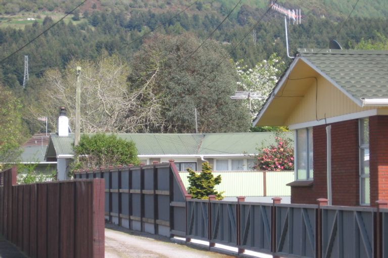 Photo of property in 49 Barnard Road, Fairy Springs, Rotorua, 3015