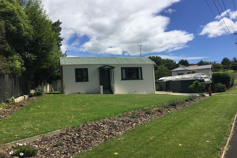 Photo of property in 58 Perth Street, South Hill, Oamaru, 9400