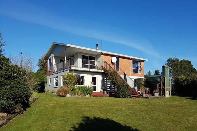 Photo of property in 78 Golf Links Road, Ruatapu, 7883