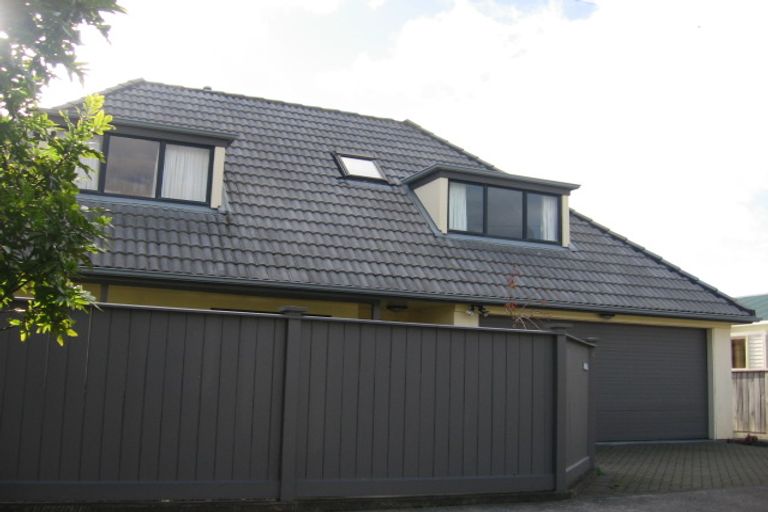 Photo of property in 4 Wai-iti Crescent, Woburn, Lower Hutt, 5010