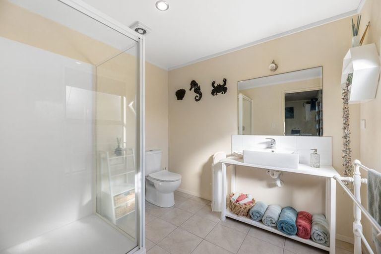 Photo of property in 30 Motiti Road, Papamoa Beach, Papamoa, 3118