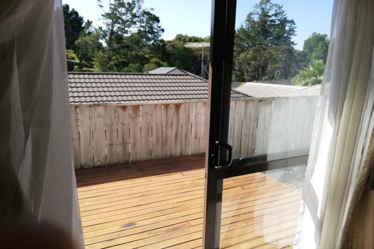 Photo of property in 16 Lomas Way, Albany, Auckland, 0632