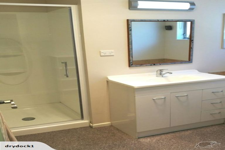 Photo of property in 7 Waterford Drive, Churton Park, Wellington, 6037