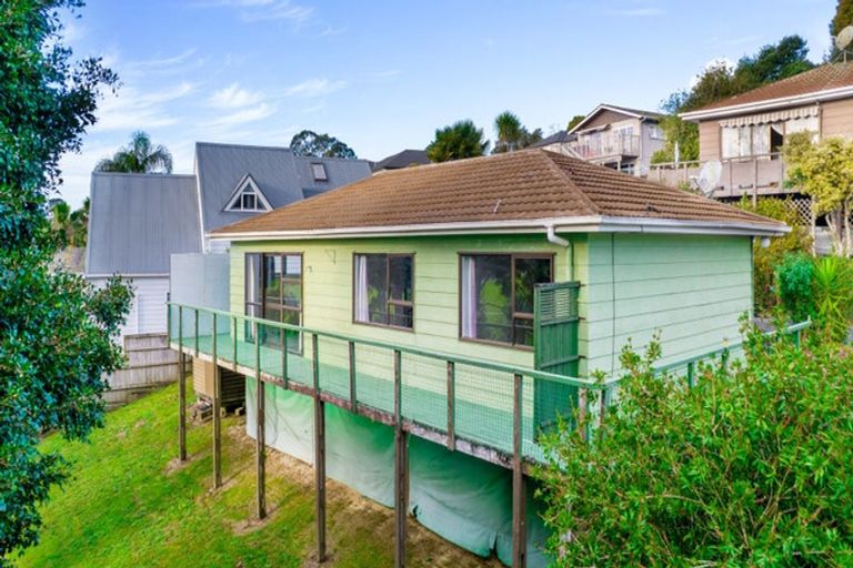 Photo of property in 1/41 Glencoe Road, Browns Bay, Auckland, 0630