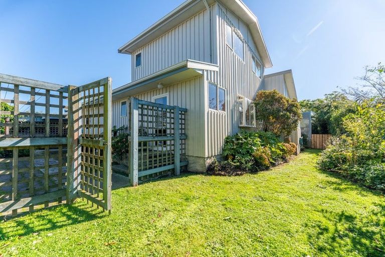 Photo of property in 16 Buchanan Street, Parkside, Timaru, 7910