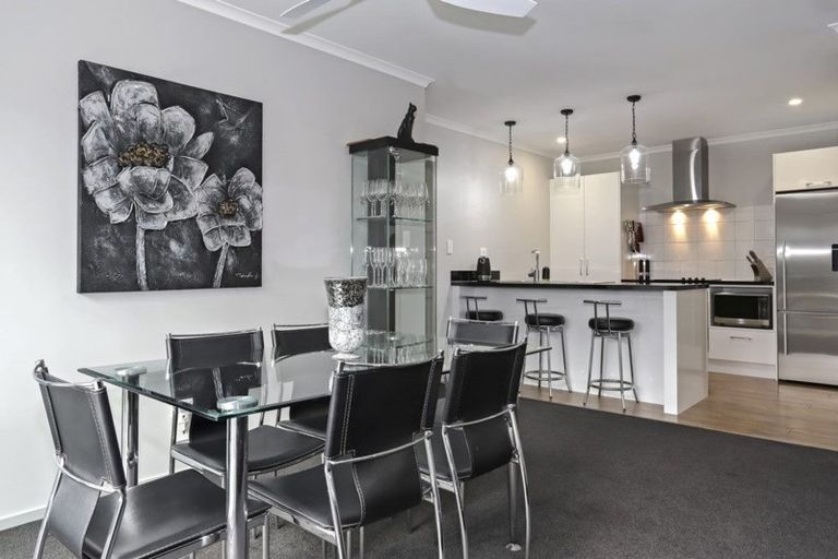 Photo of property in 24 Harding Drive, Papamoa Beach, Papamoa, 3118