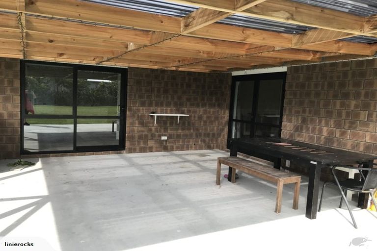 Photo of property in 127 Palmer Road, Foxton Beach, Foxton, 4891