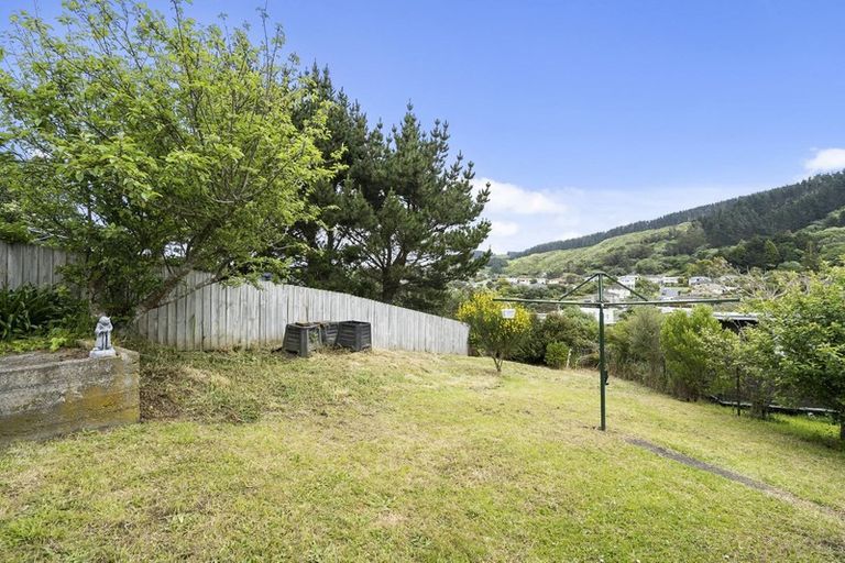 Photo of property in 8 Turkington Street, Tawa, Wellington, 5028
